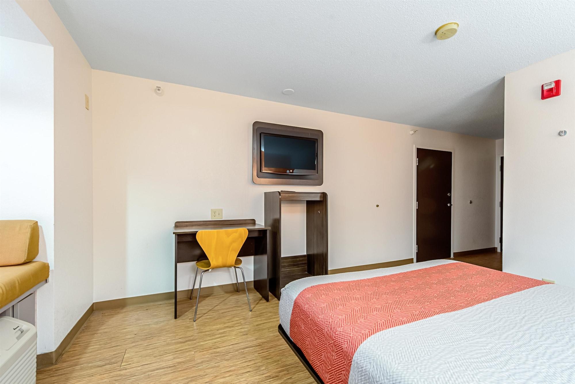 Motel 6 Indianapolis Carmel Экстерьер фото