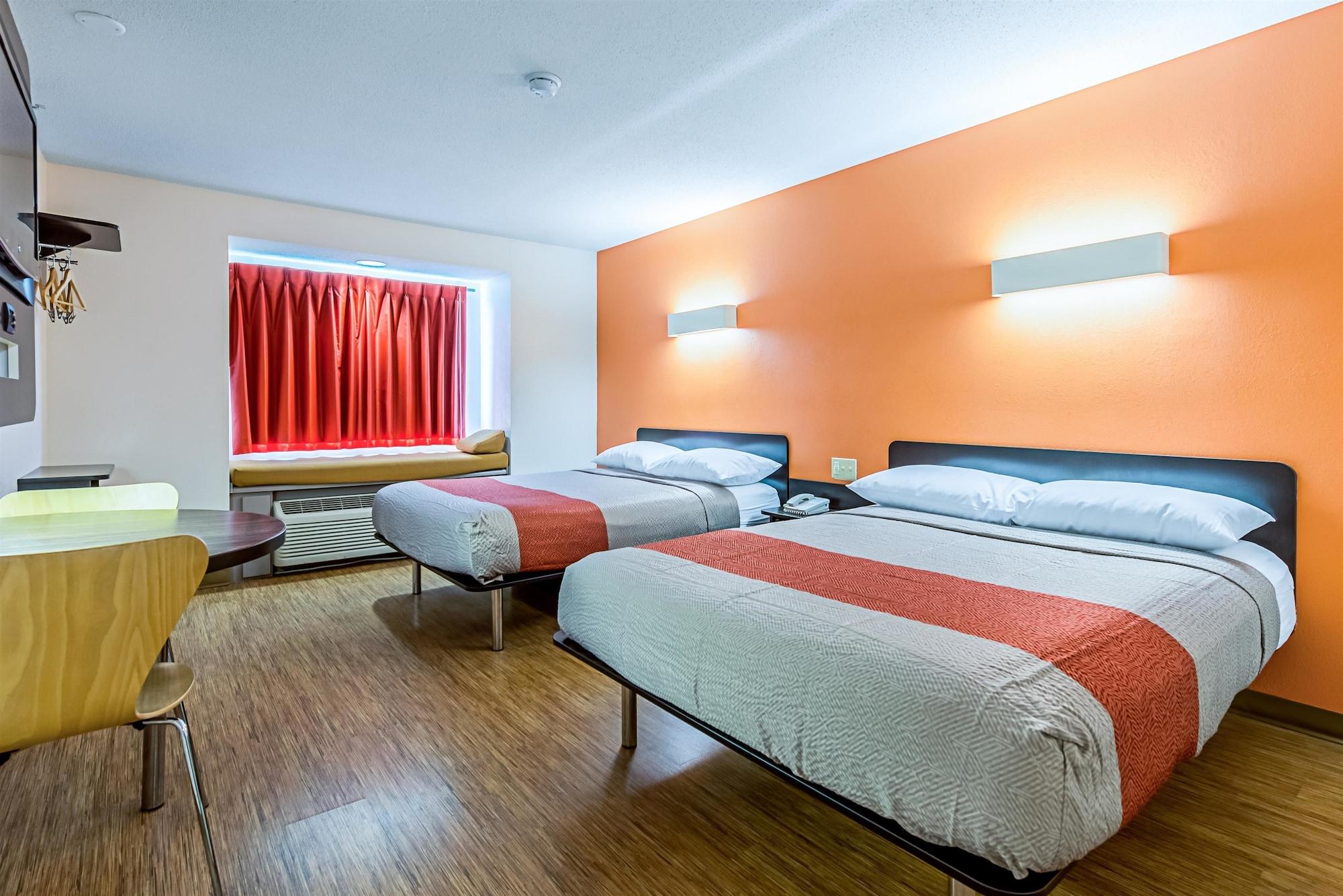 Motel 6 Indianapolis Carmel Экстерьер фото