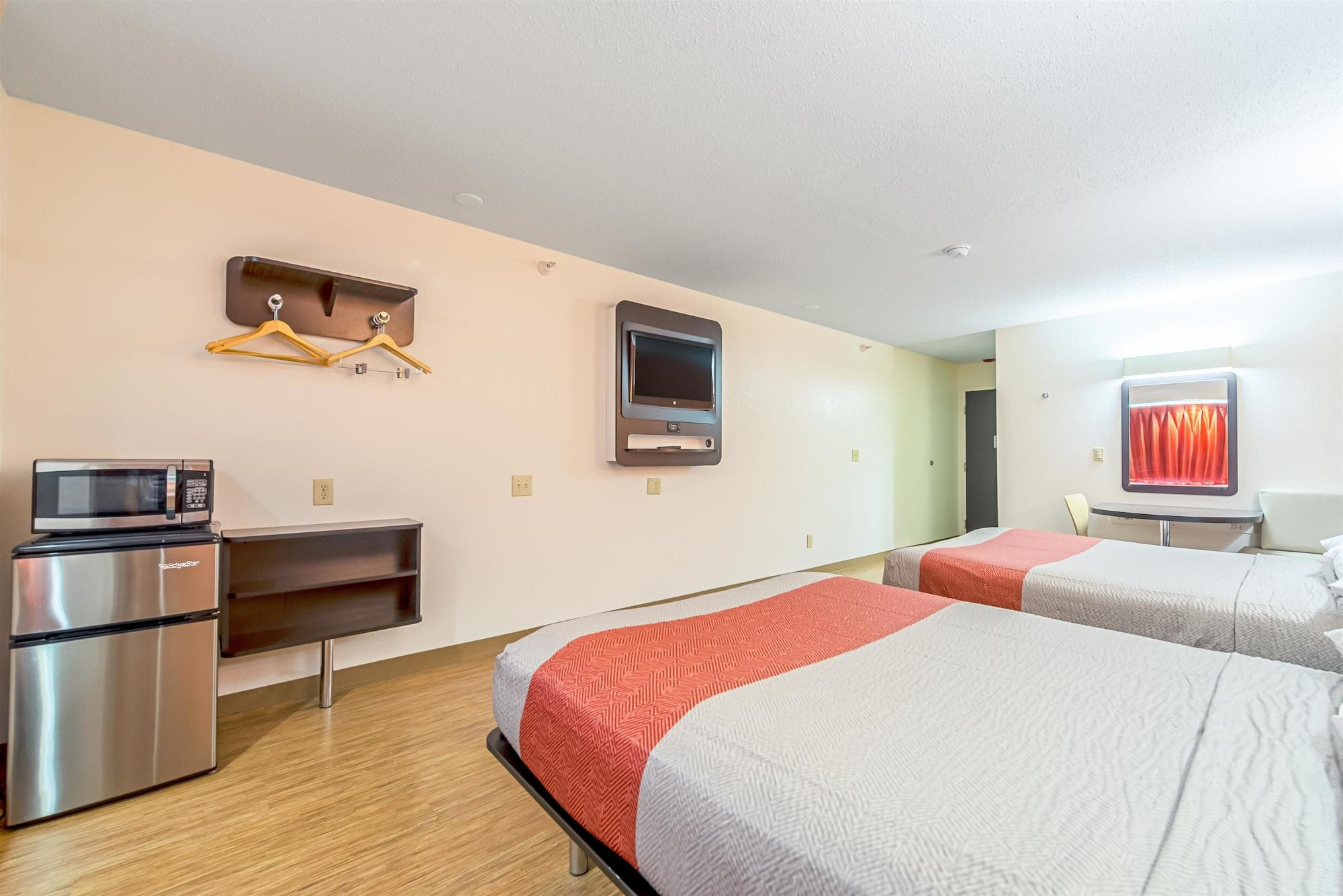 Motel 6 Indianapolis Carmel Экстерьер фото