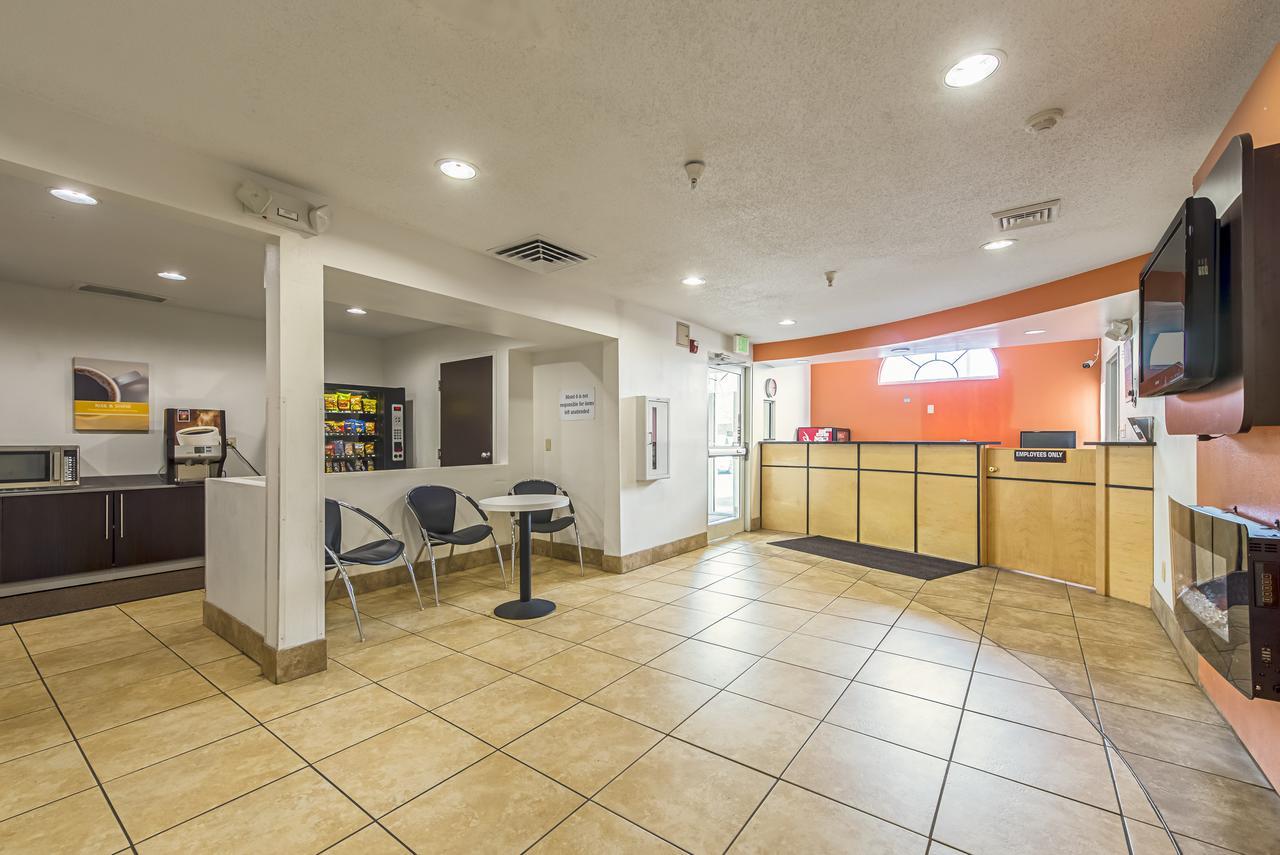 Motel 6 Indianapolis Carmel Экстерьер фото